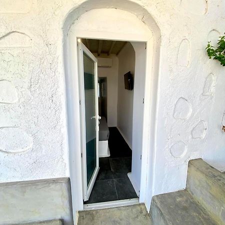 Mykonos Vibes Airport Studios And Apartments Mykonos Town Bagian luar foto