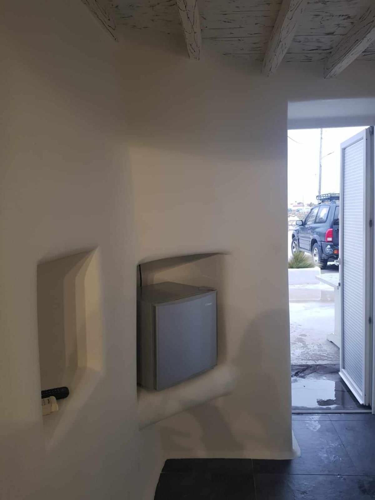 Mykonos Vibes Airport Studios And Apartments Mykonos Town Bagian luar foto